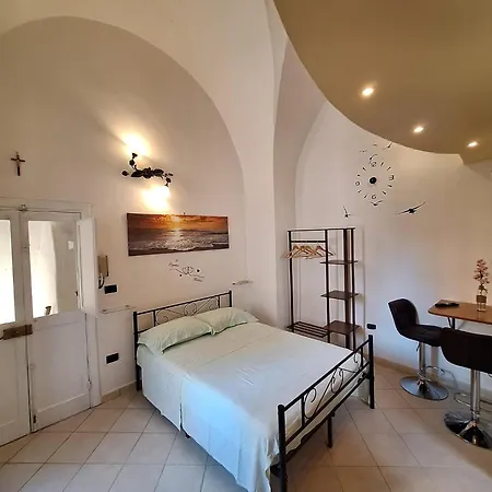 Affaccio Sul Vicolo Apartment *