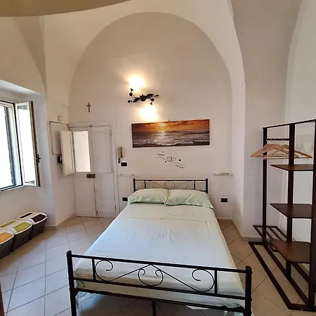Affaccio Sul Vicolo Apartment