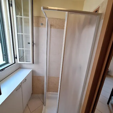 Affaccio Sul Vicolo Lägenhet